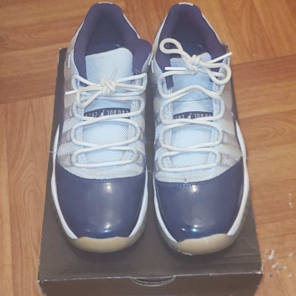 Jordan 11 low